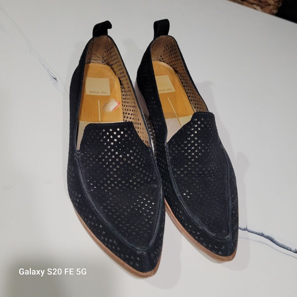 Dolce Vita Women’s Black Leather Loafers SZ 9.5M Kleo Perforated Pointed Toe SB8